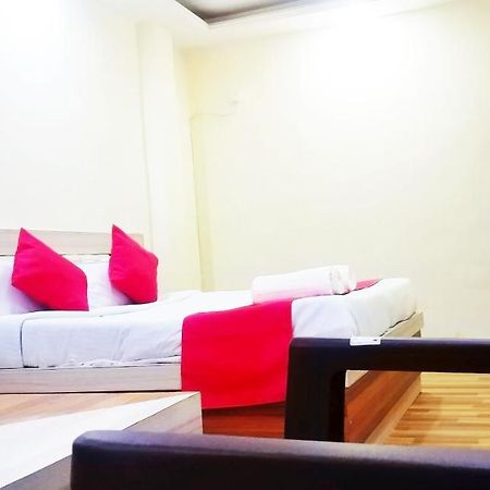 Keshav Hotel Ghaziabad Exterior foto